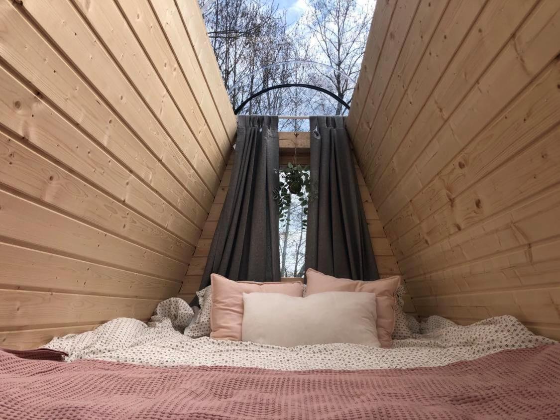 Niiralan Tila : Starlite Cabin Laitila Buitenkant foto